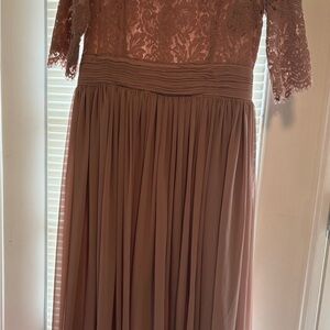 Dainty Jewels English Manor Dress